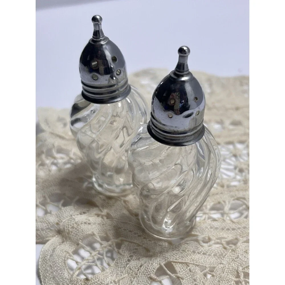 Unbranded beautiful vintage